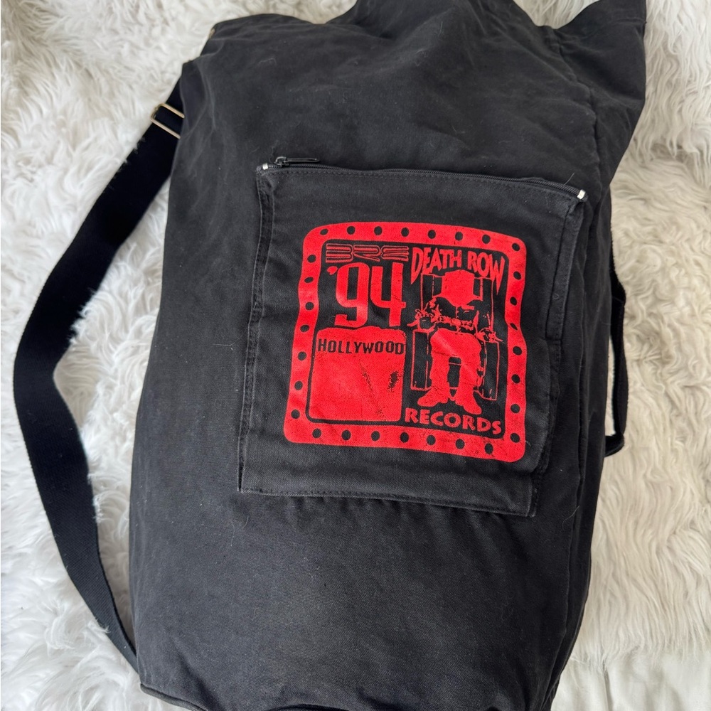 DEATH ROW RECORDS/BRE 1994 OFFICIAL VINTAGE RECORD COMPANY CONVENTION DUFFEL BAG